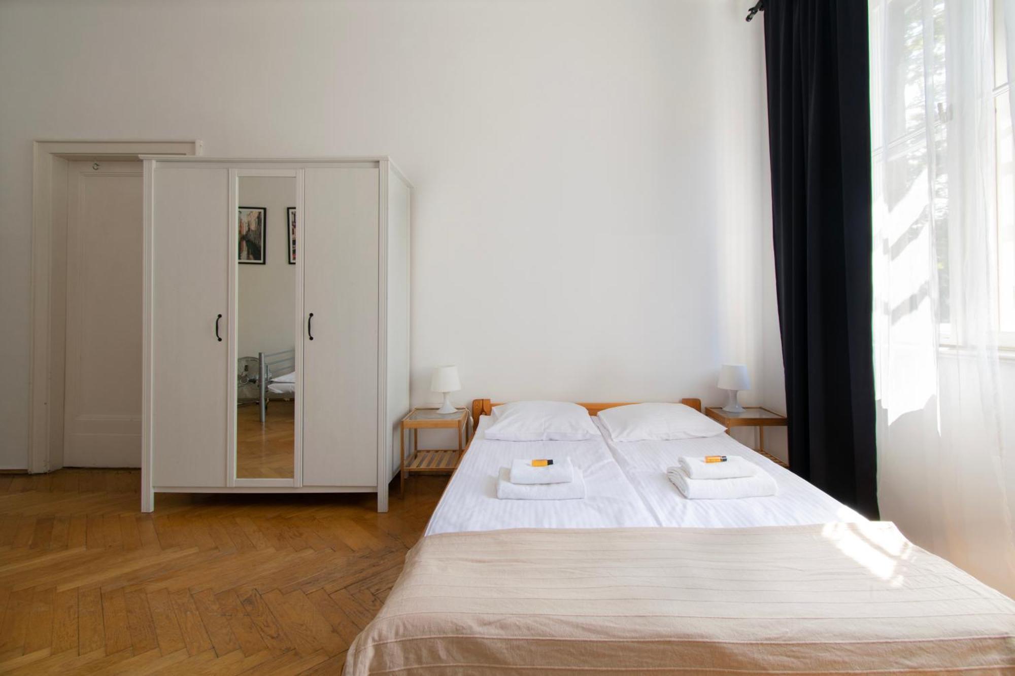 Retro Apartmentments Lobzowska Street Krakow Dış mekan fotoğraf